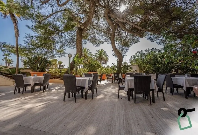 ホテル Hotiday Room Collection   Giulianova