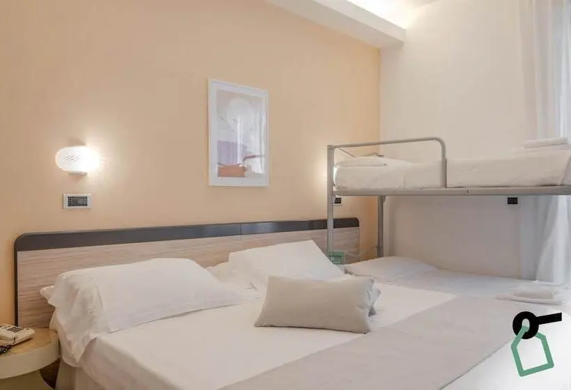 ホテル Hotiday Room Collection   Giulianova