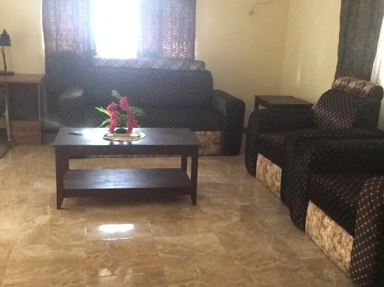 پانسیون Bonawu Awesome House