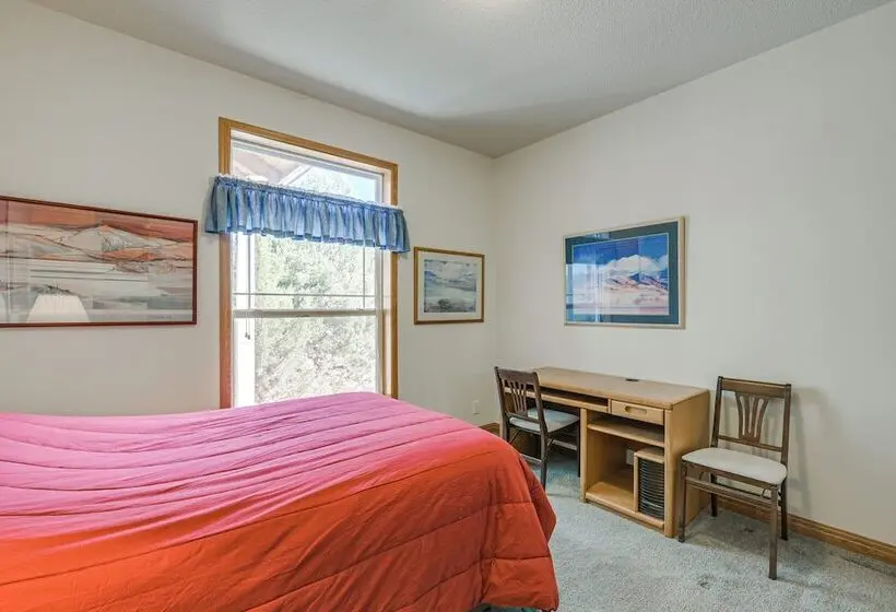 Quiet Porch & Deck! Dog Friendly Home Near Durango