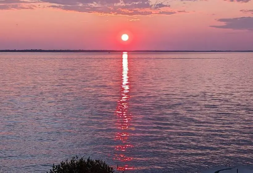 Sunset Views & Deck: Lake Champlain Cottage!
