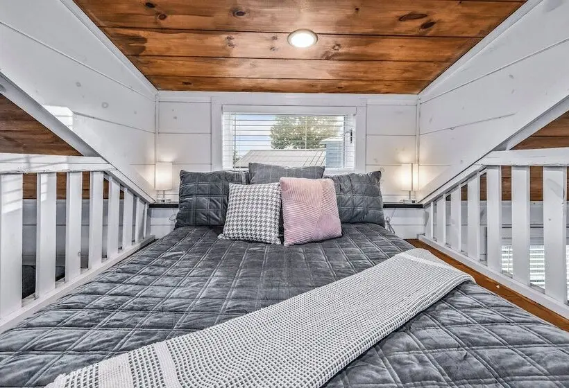 Tiny Home Village Near Dollywood