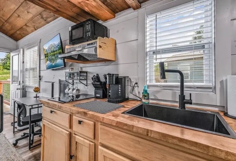 Tiny Home Village Near Dollywood