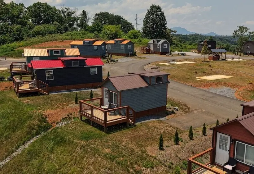 Tiny Home Village Near Dollywood