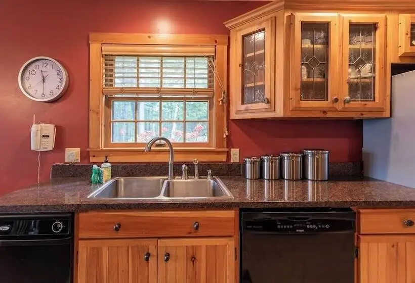 Gorgeous Lakefront Home W/ Dock, Canoe, Kayaks & Lake/forest Views