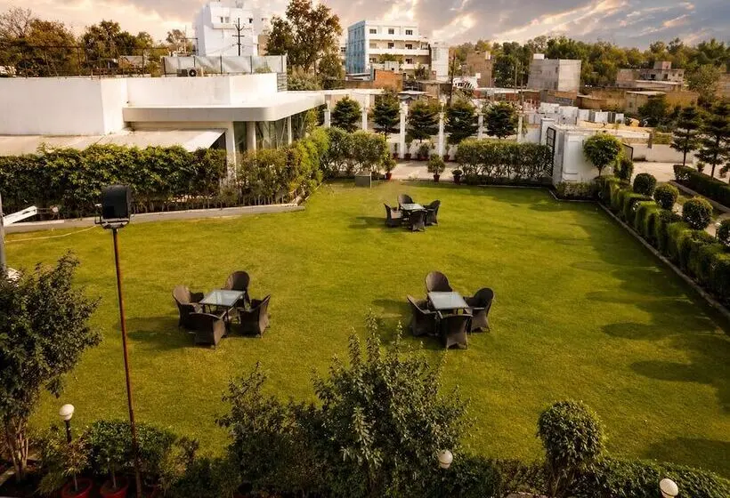 Hotelli Vrindavan Sultanpur