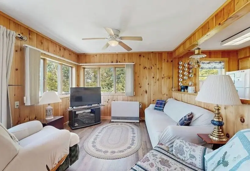 Lakefront Home With Private Dock, Mooring, Pebble Beach, Grill, & Firepit