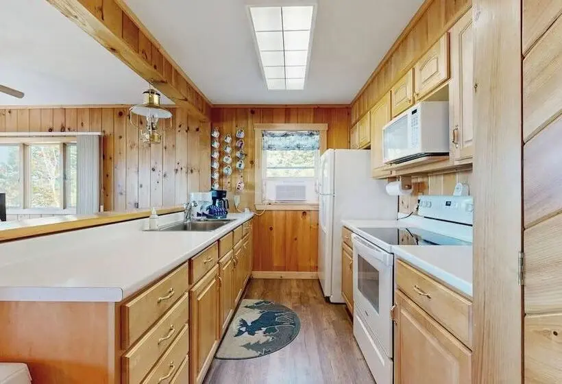 Lakefront Home With Private Dock, Mooring, Pebble Beach, Grill, & Firepit