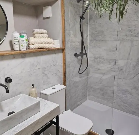 Majatalo Cotswold Cottage Guest House