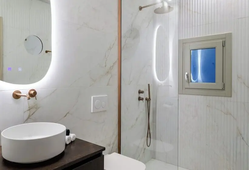 Majatalo Eteo Santorini Luxury Suites
