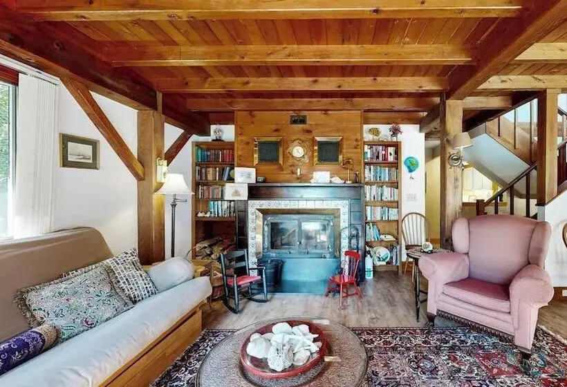 Romley House Deck & New Luxe Kitchen Near Boothbay Harbor
