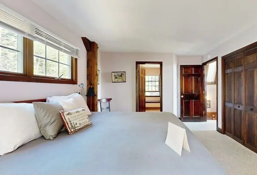 Romley House Deck & New Luxe Kitchen Near Boothbay Harbor