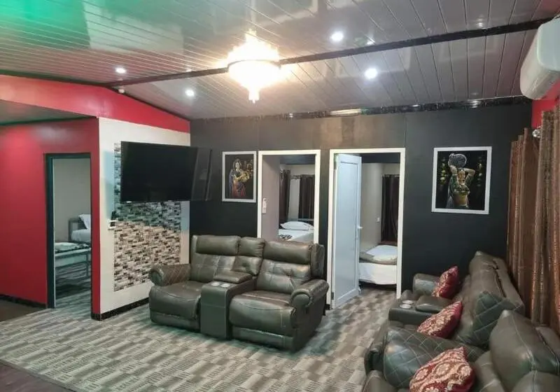 Hotelli Al-minhaj Apartments