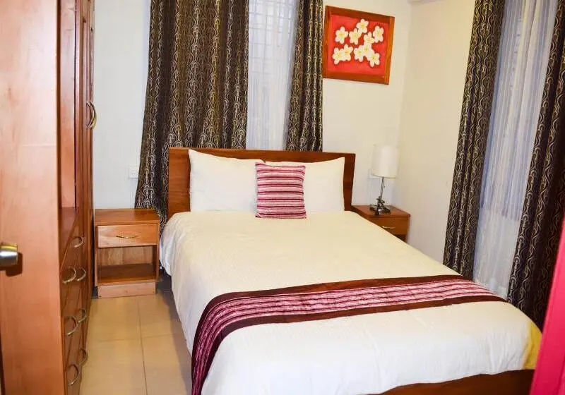 Hotelli Al-minhaj Apartments