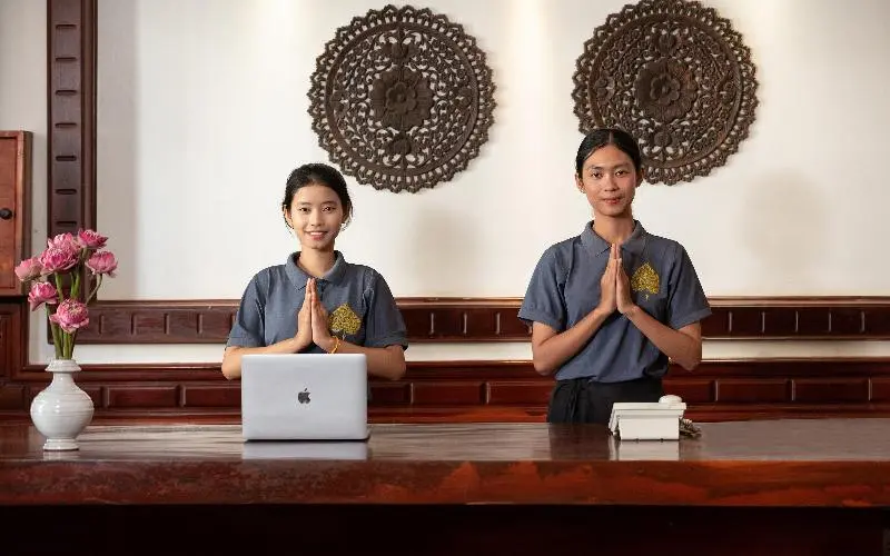 هتل The Moon Residence & Spa
