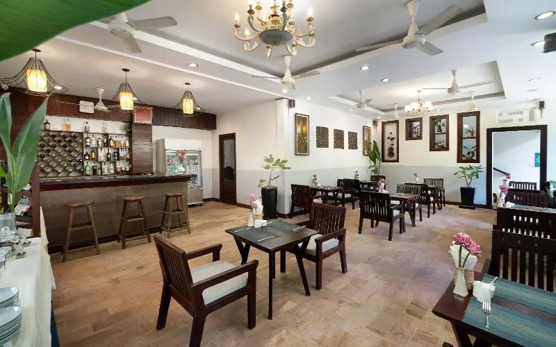 هتل The Moon Residence & Spa