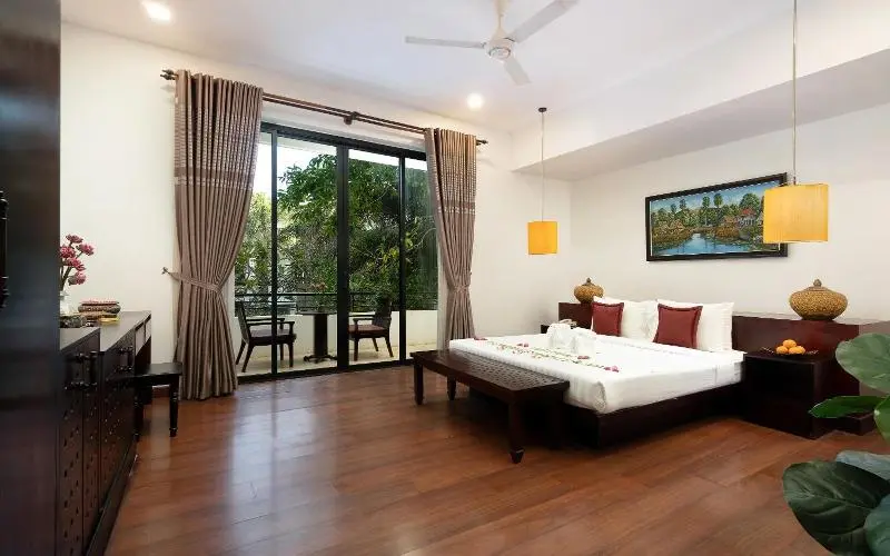 هتل The Moon Residence & Spa
