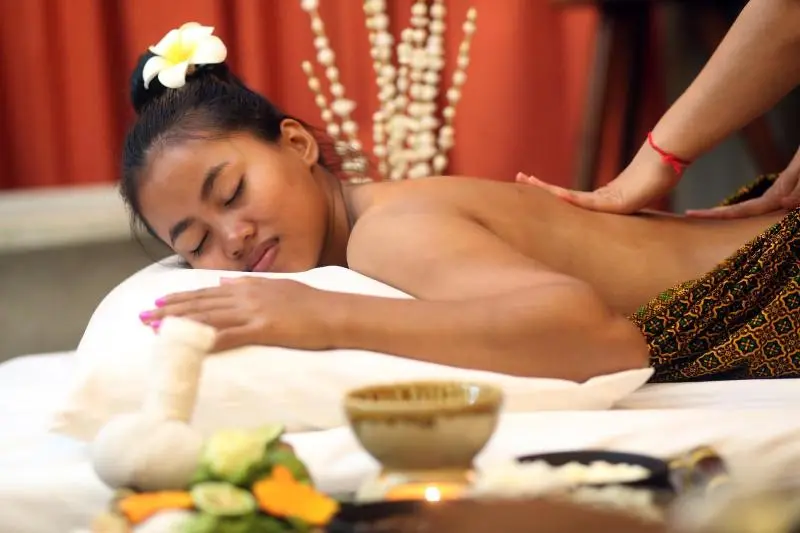 هتل The Moon Residence & Spa