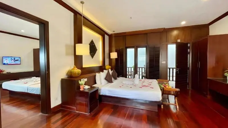 هتل The Moon Residence & Spa