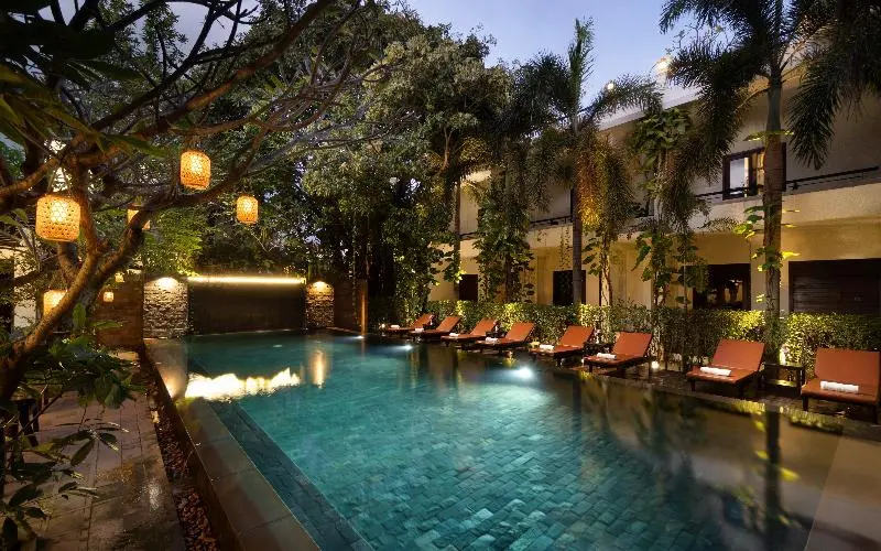 هتل The Moon Residence & Spa