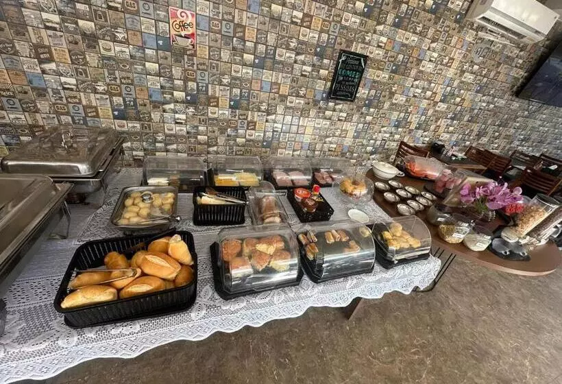 ユースホステル Royal Hotel E Gastronomia   Apt Particular