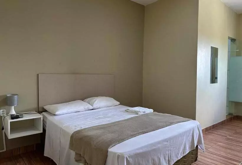 ユースホステル Royal Hotel E Gastronomia   Apt Particular