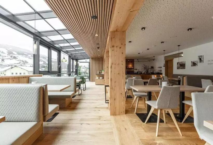 Aparthotel Ursprung