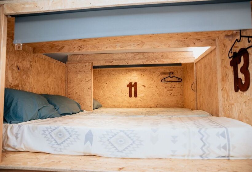 پانسیون Deck Lodge