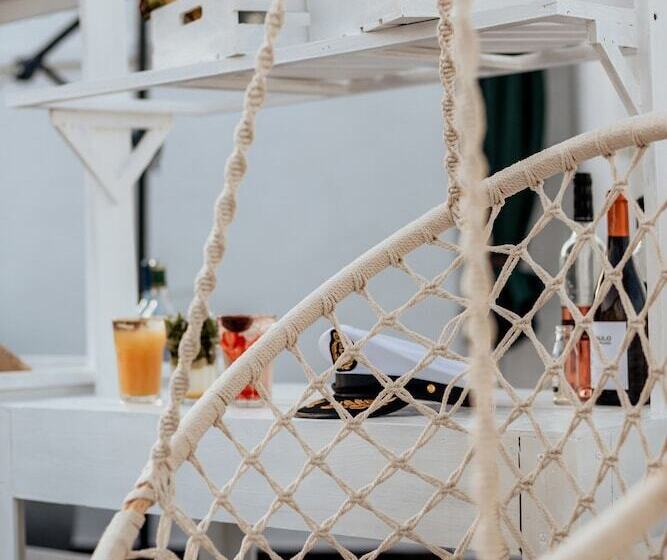 پانسیون Deck Lodge