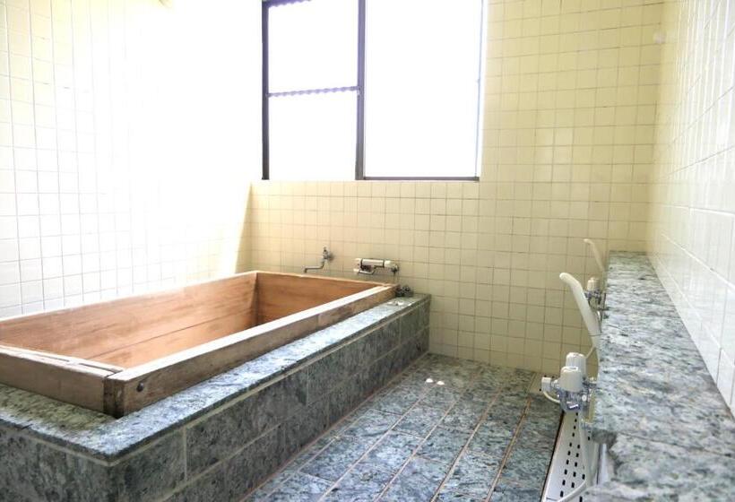 פנסיון Fwa Guest House