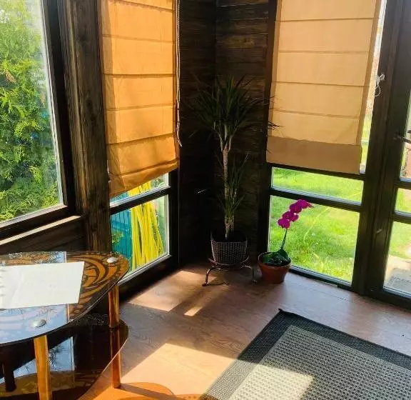 پانسیون Martin Guest House