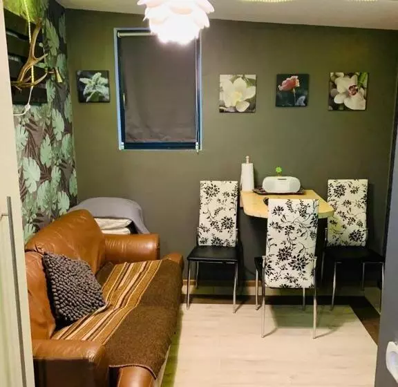 پانسیون Martin Guest House
