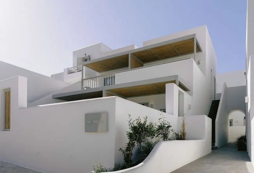 ホテル Mr & Mrs White Paros Suites & More