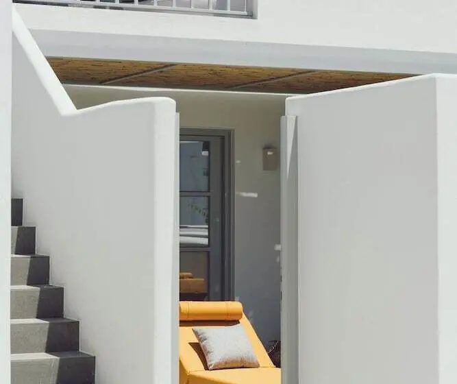 ホテル Mr & Mrs White Paros Suites & More