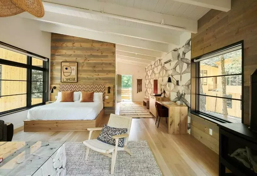 Hotelli Woodstock Way