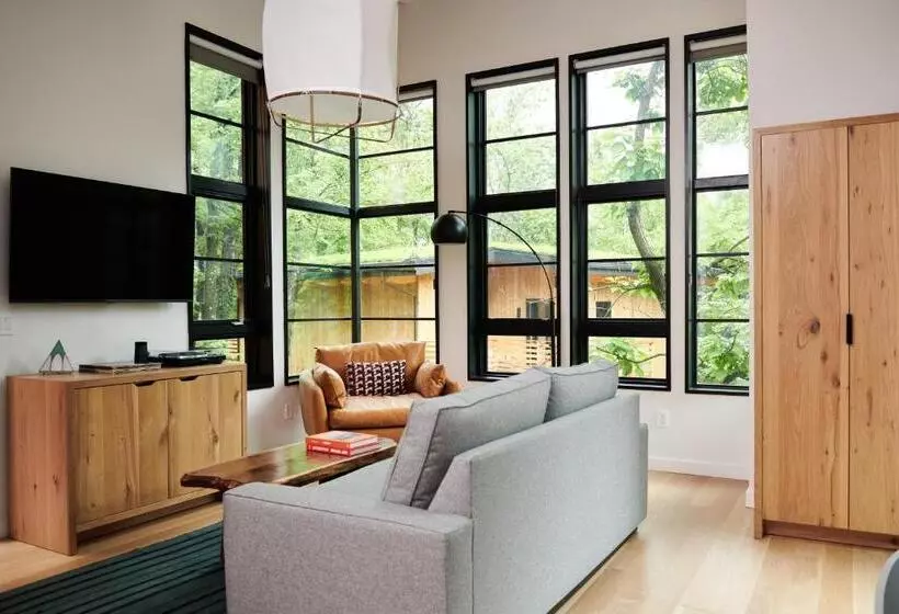 Hotelli Woodstock Way