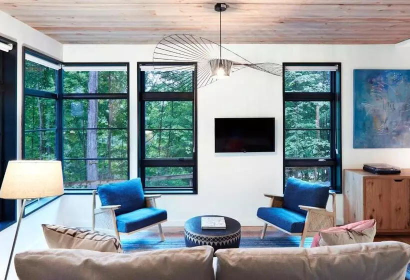 Hotelli Woodstock Way