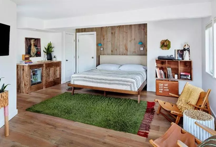 Hotelli Woodstock Way