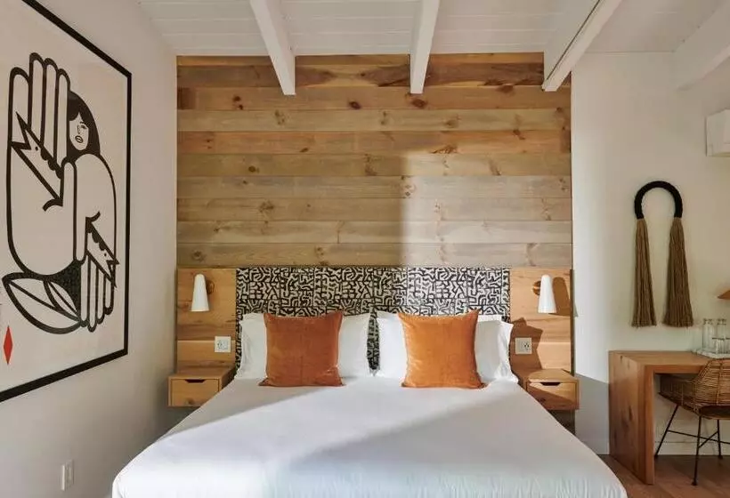 Hotelli Woodstock Way