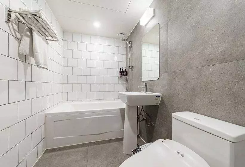 ホテル Yaja Westgate