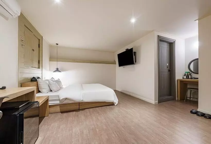 ホテル Yaja Westgate