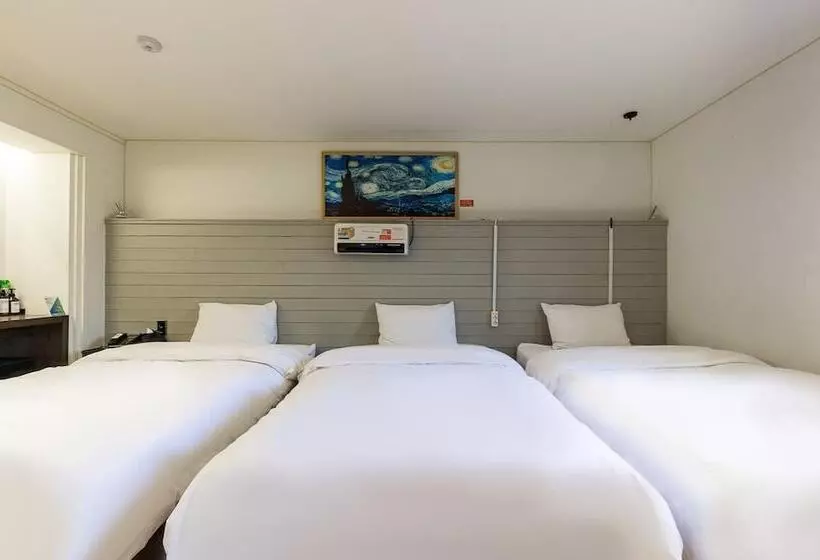 ホテル Yaja Westgate