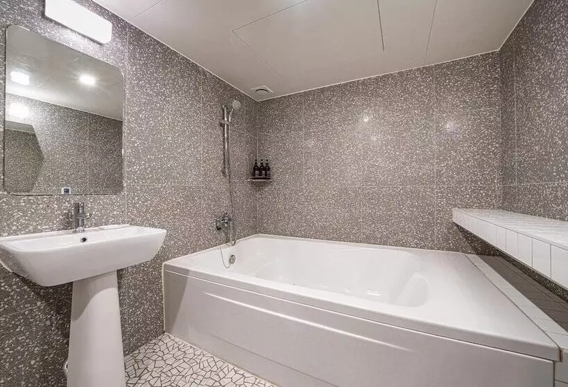 ホテル Yaja Westgate