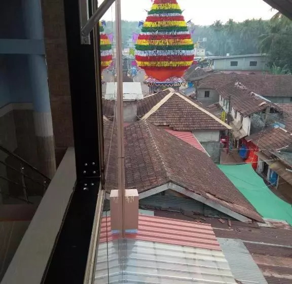 ペンション Gokarna Rsn Stay In Top Floor For The Young & Energetic People Of The Universe