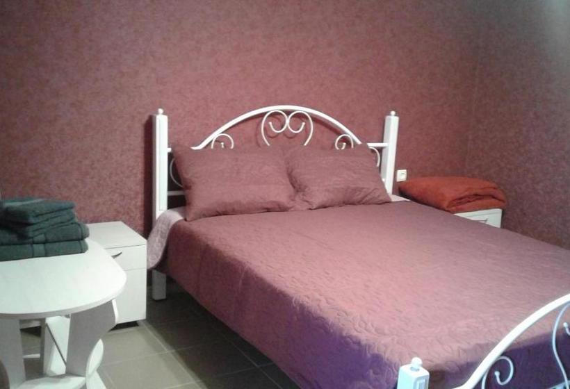 פנסיון Guest House Viola