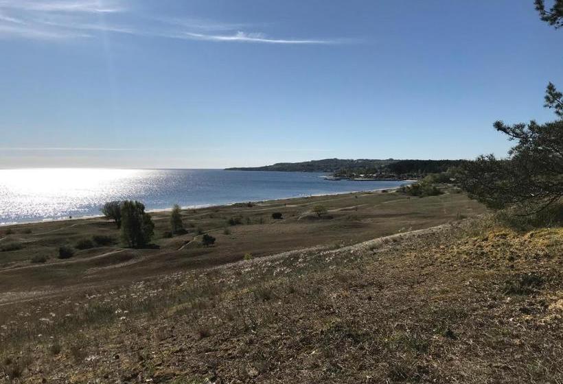 Mellby 11 Bed & Breakfast