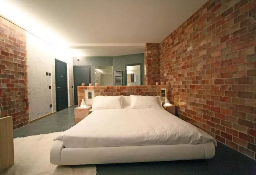 ユースホステル Locanda Sensi