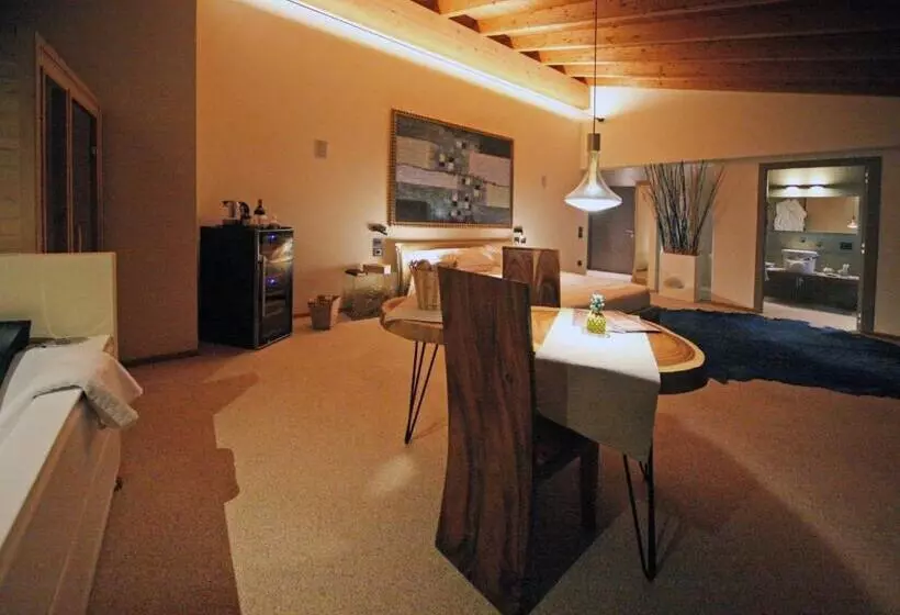 ユースホステル Locanda Sensi