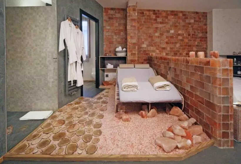 ユースホステル Locanda Sensi