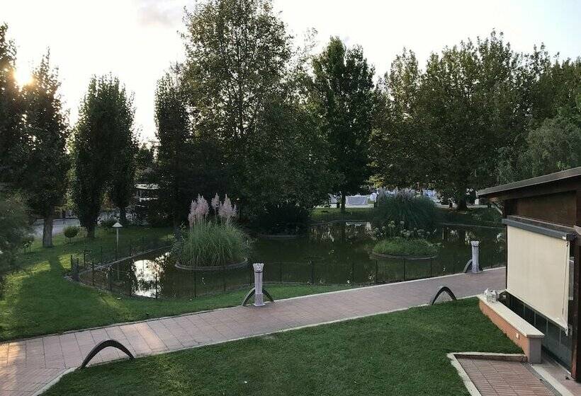 בית מלון כפרי Il Casale Corte Rossa